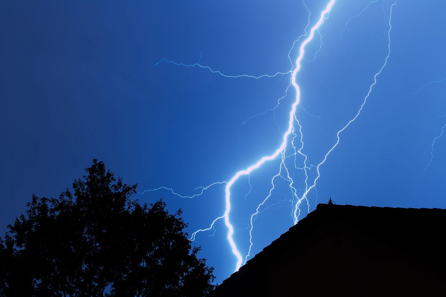 What to Do If Your Home Is Struck by Lightning (Why It Matters)